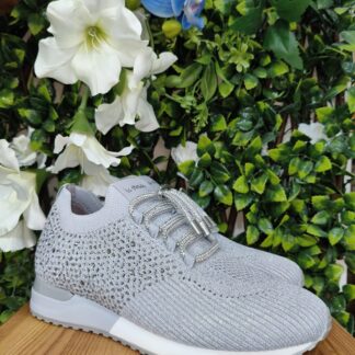 SNEAKER GRIS BRILLO