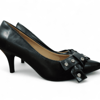 SALON NEGRO TACHUELAS